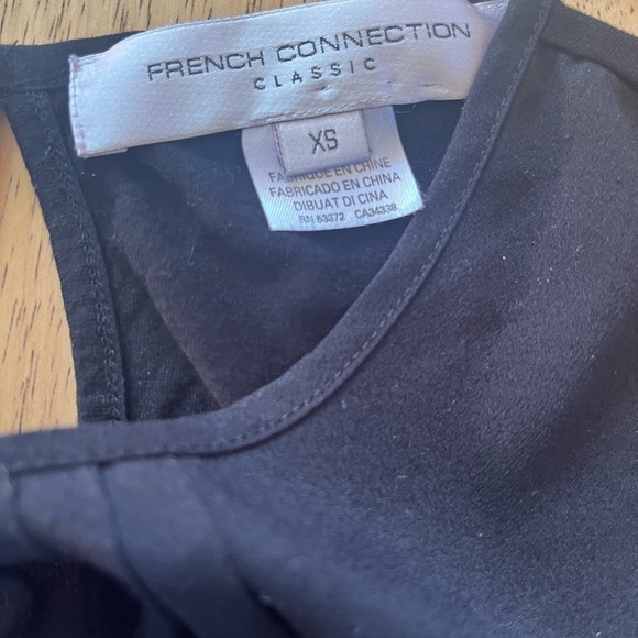 FRENCH CONNECTION  Swing Tank Solid Black Sleeveless Crew Neck Rayon XS - Picture 2 of 6